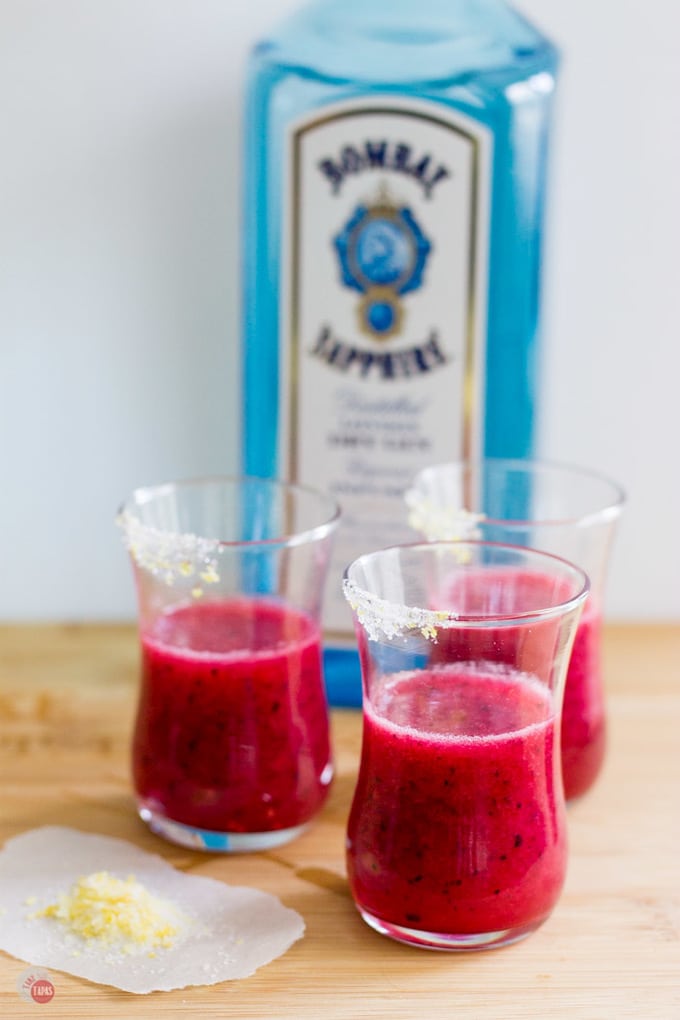 Mixed Berry Gin & Tonic Cocktail Shots Recipe | Take Two Tapas | #MixedBerry #GinandTonic #Gin #Tonic #CocktailRecipes #CocktailShots #Gin&Tonic #PartyDrinks #Gin&Tonic #G&T