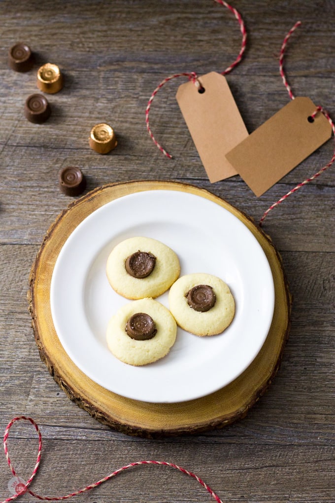An easy cookie exchange recipe Salted Rolo Thumbprint Cookies | Take Two Tapas | #RoloCandy #ThumbprintCookies #CookieRecipe #Salted #Chocolate #Caramel #CookieExchangeRecipe