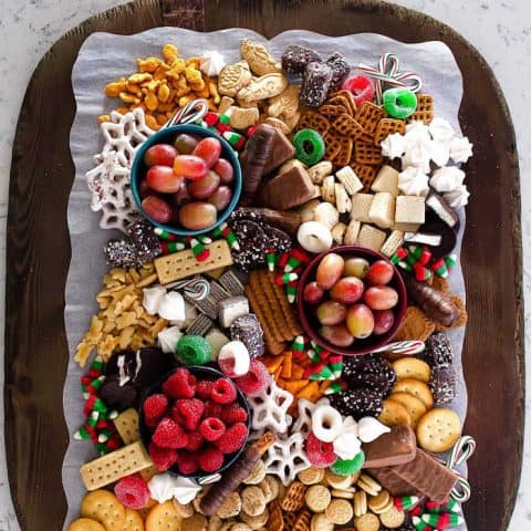 Christmas Snack Platter - Dessert Board for Kids and Adults!