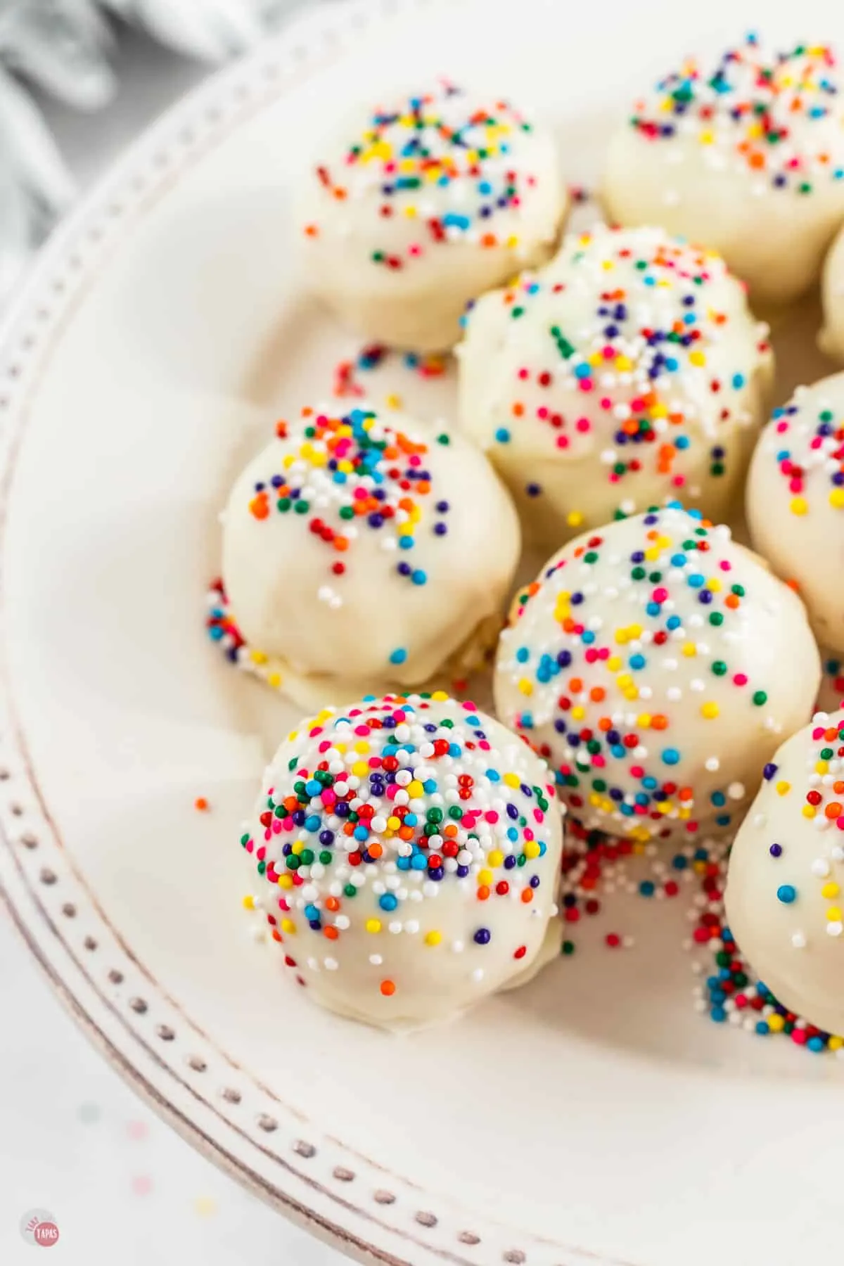 Mini Sugar Cookies with Sprinkles - Fresh April Flours