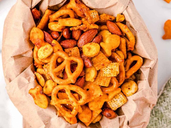 Spicy Chex Mix (Super Easy!)