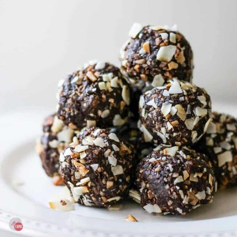 date energy balls featured image